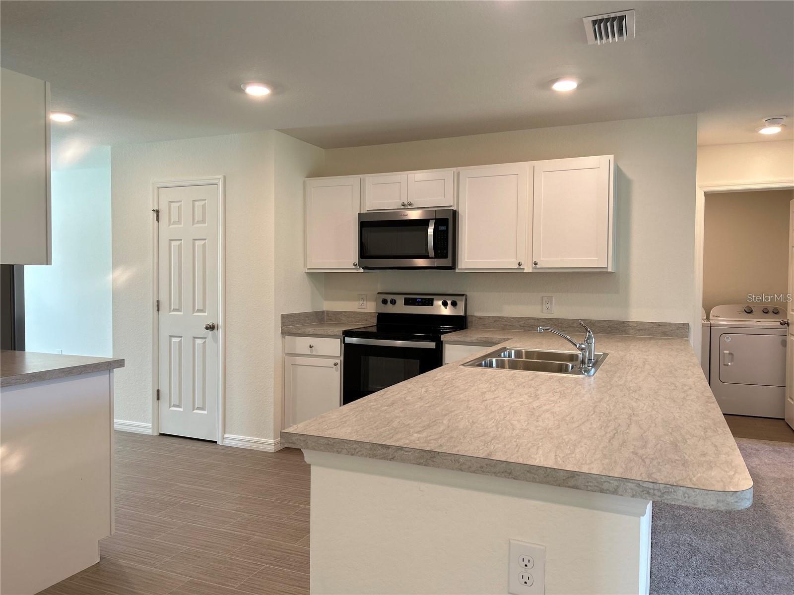 1542 LOG LN, NORTH PORT, FL, 34286