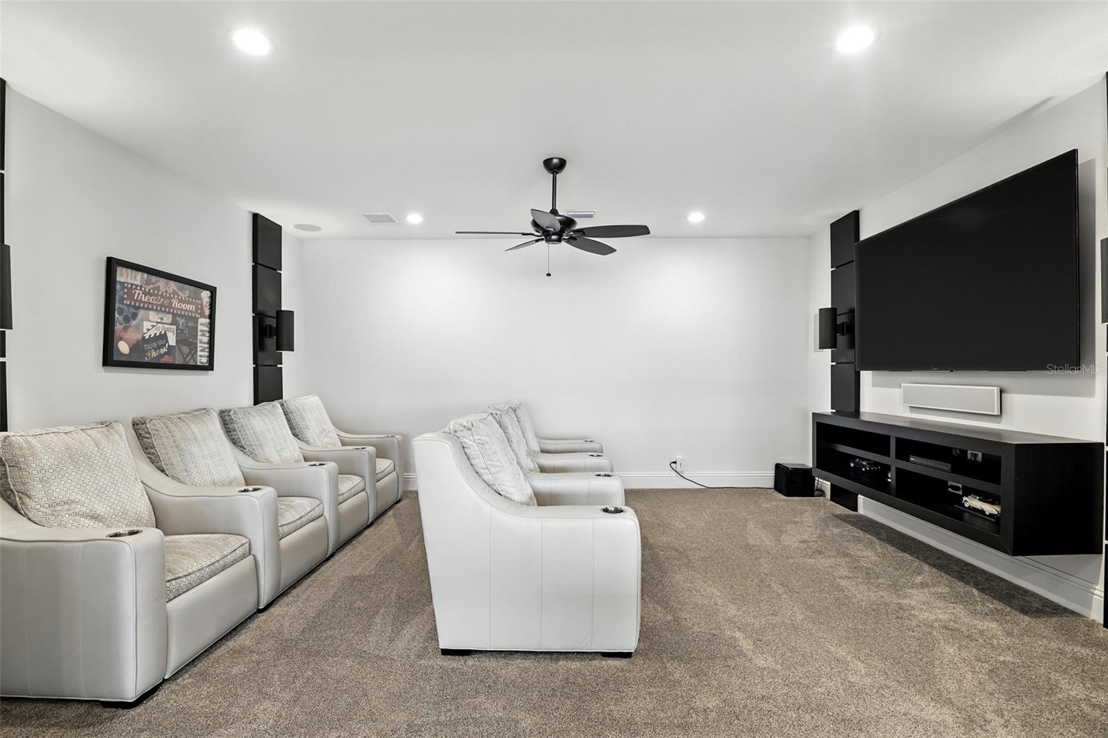 O6319854 Property Photo