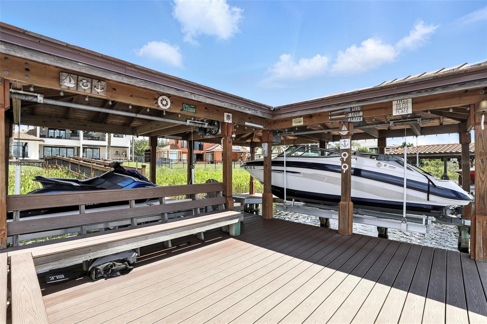 O6319854 Property Photo