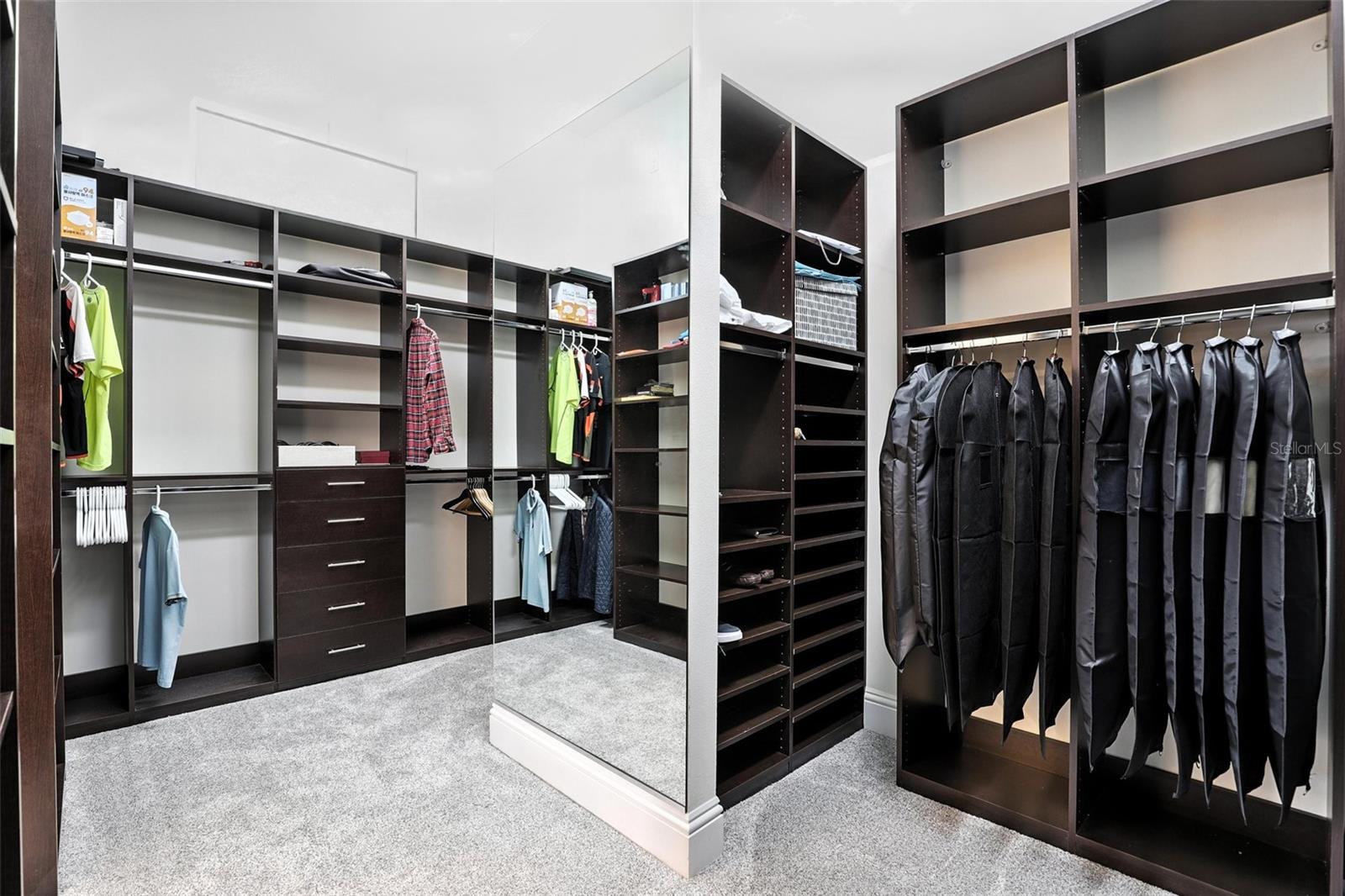 O6319854 Property Photo