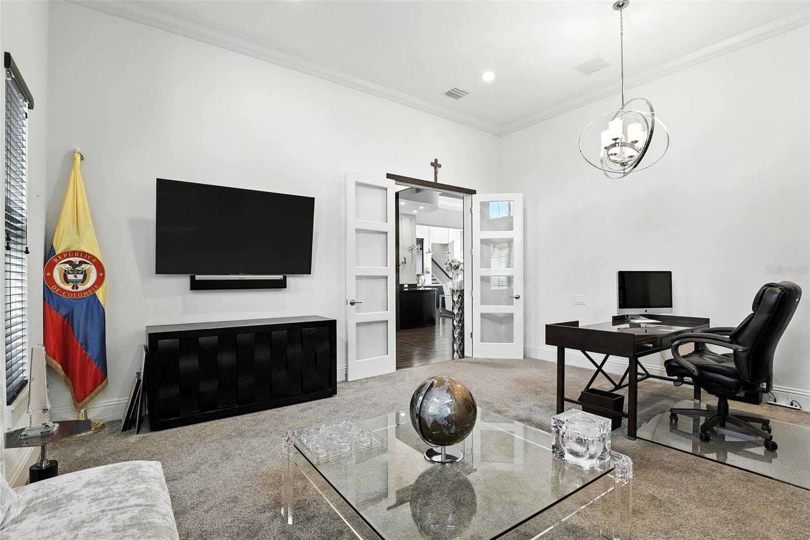 O6319854 Property Photo