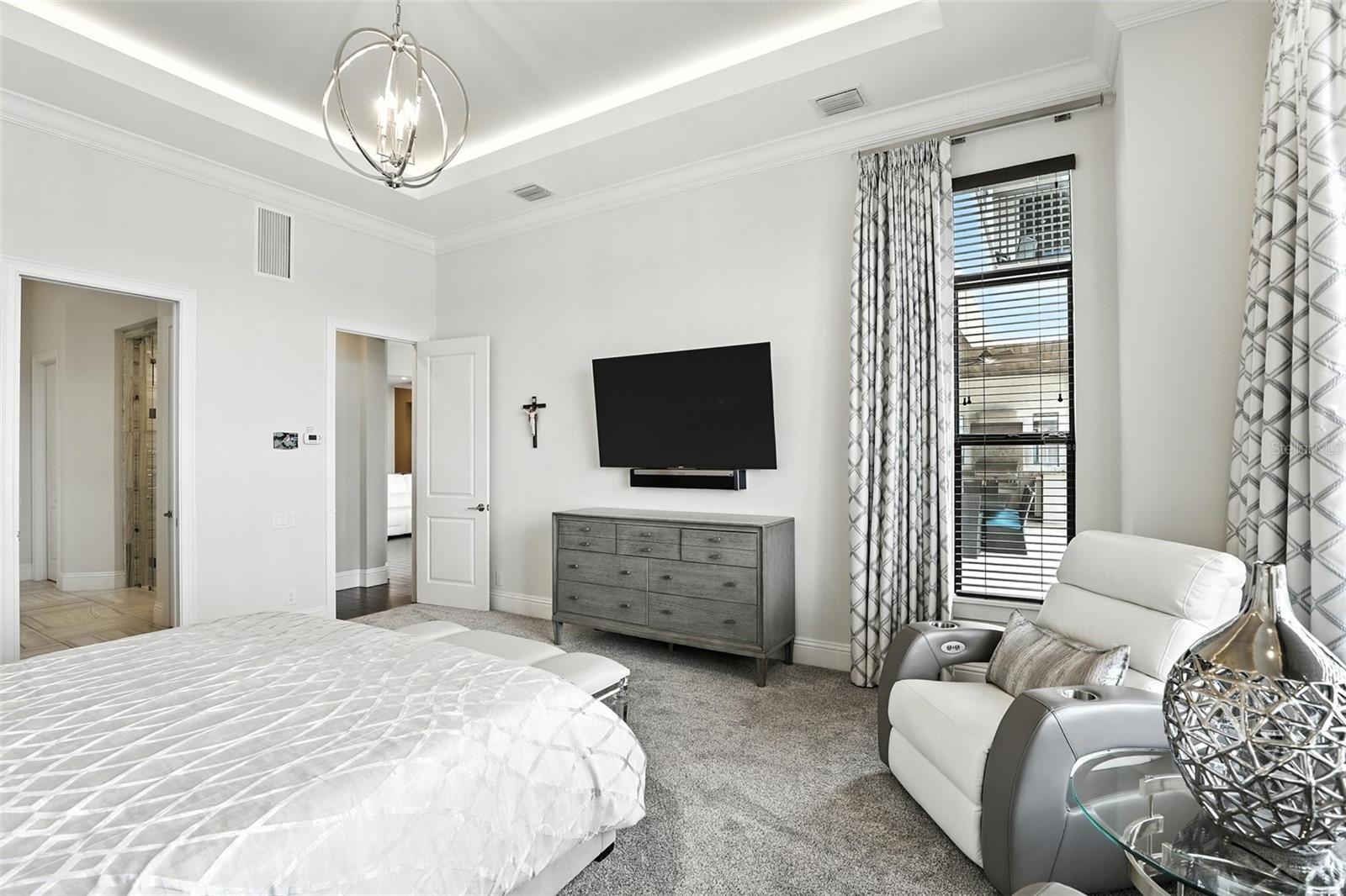 O6319854 Property Photo