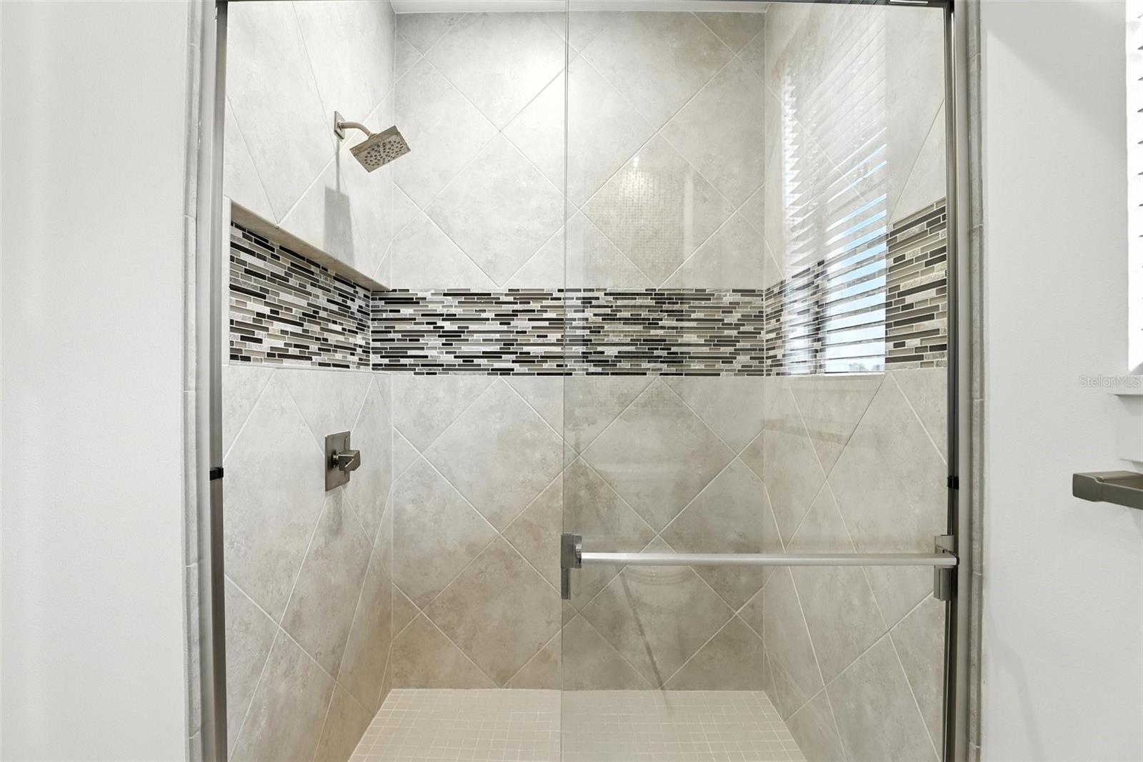 O6319854 Property Photo