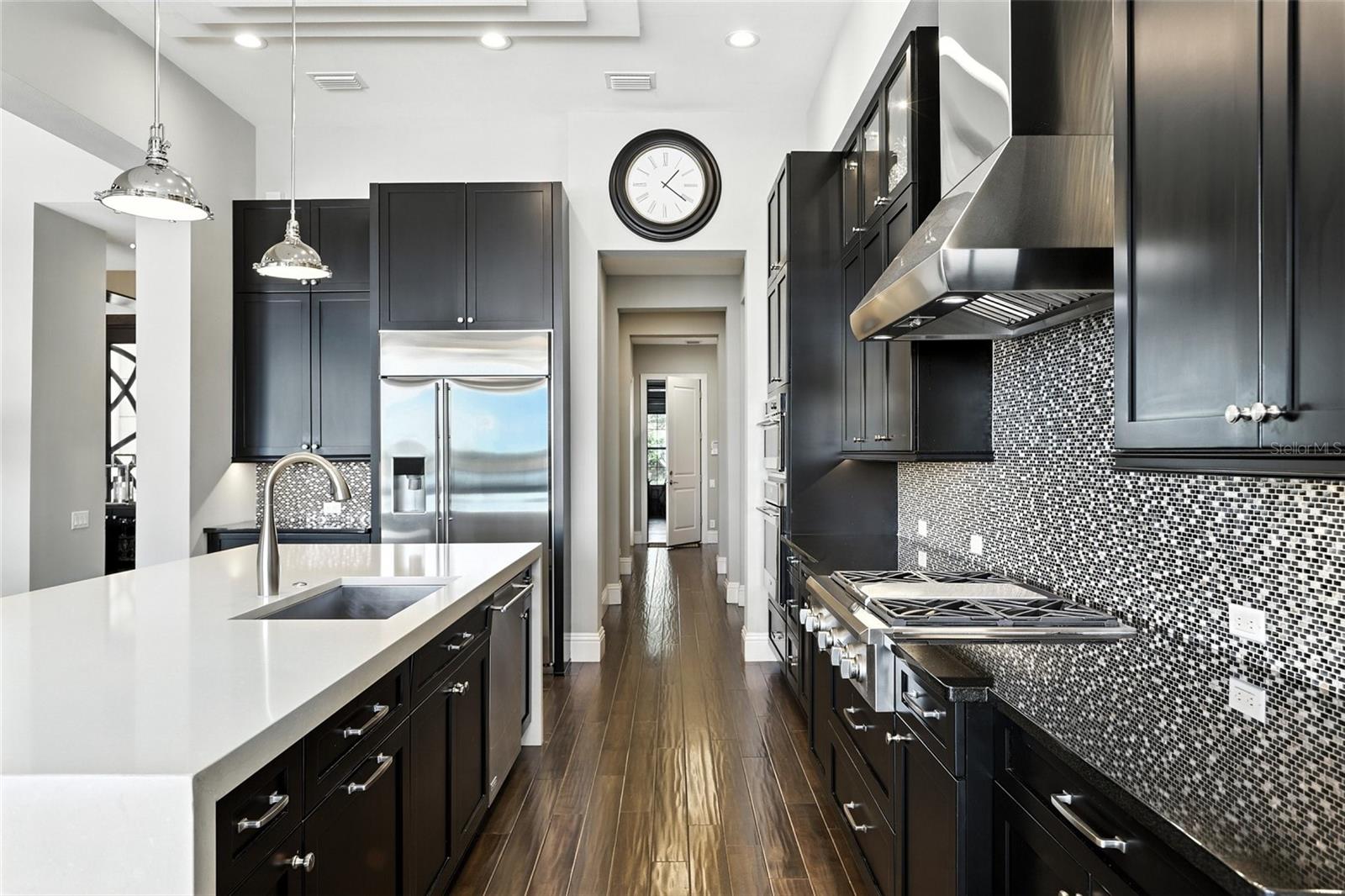 O6319854 Property Photo