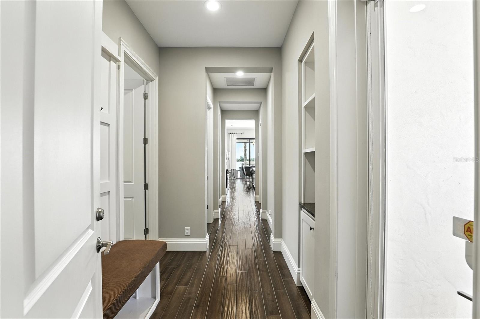 O6319854 Property Photo