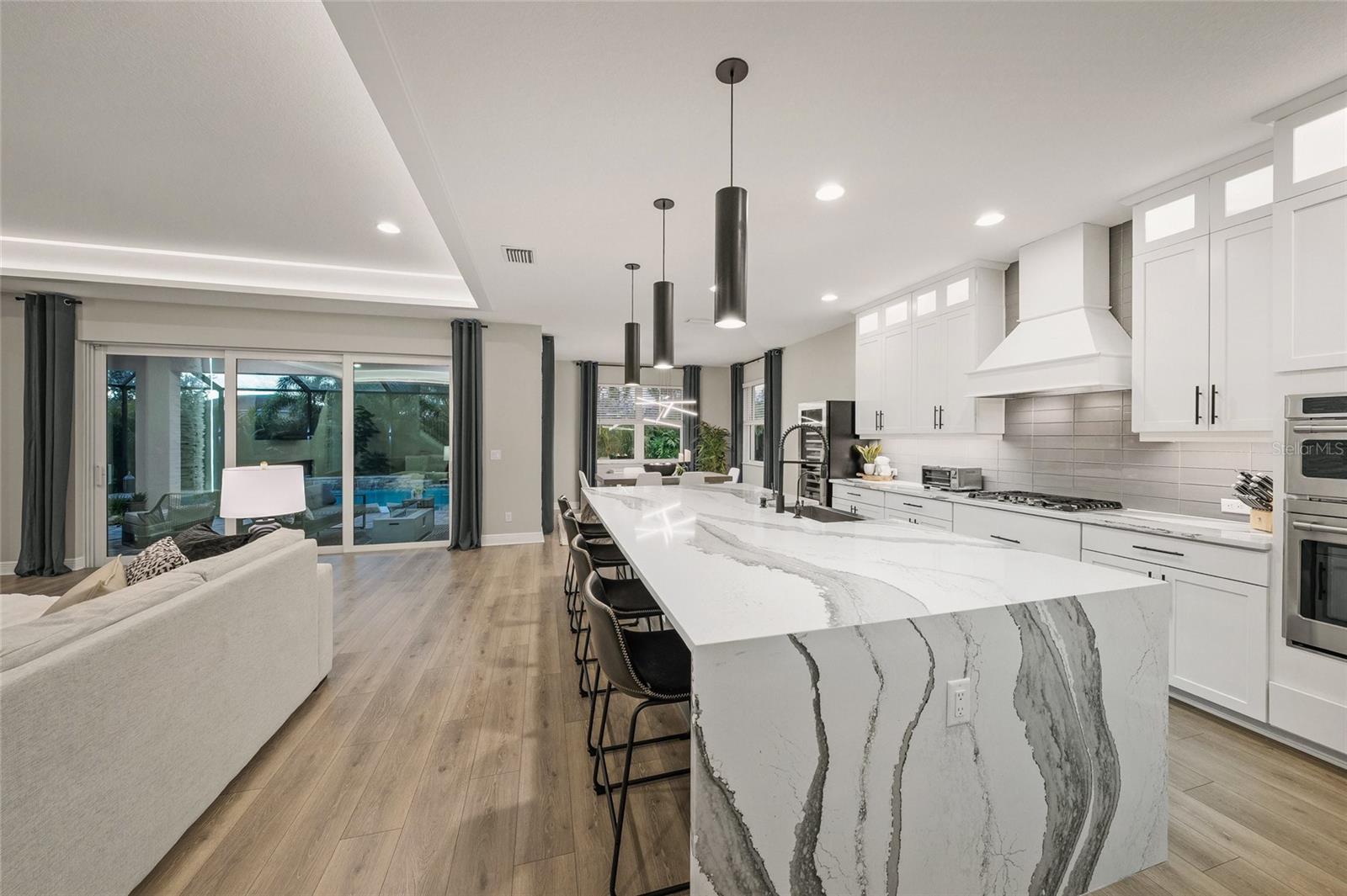 11422 APPLE TREE CIR, BRADENTON, FL, 34211