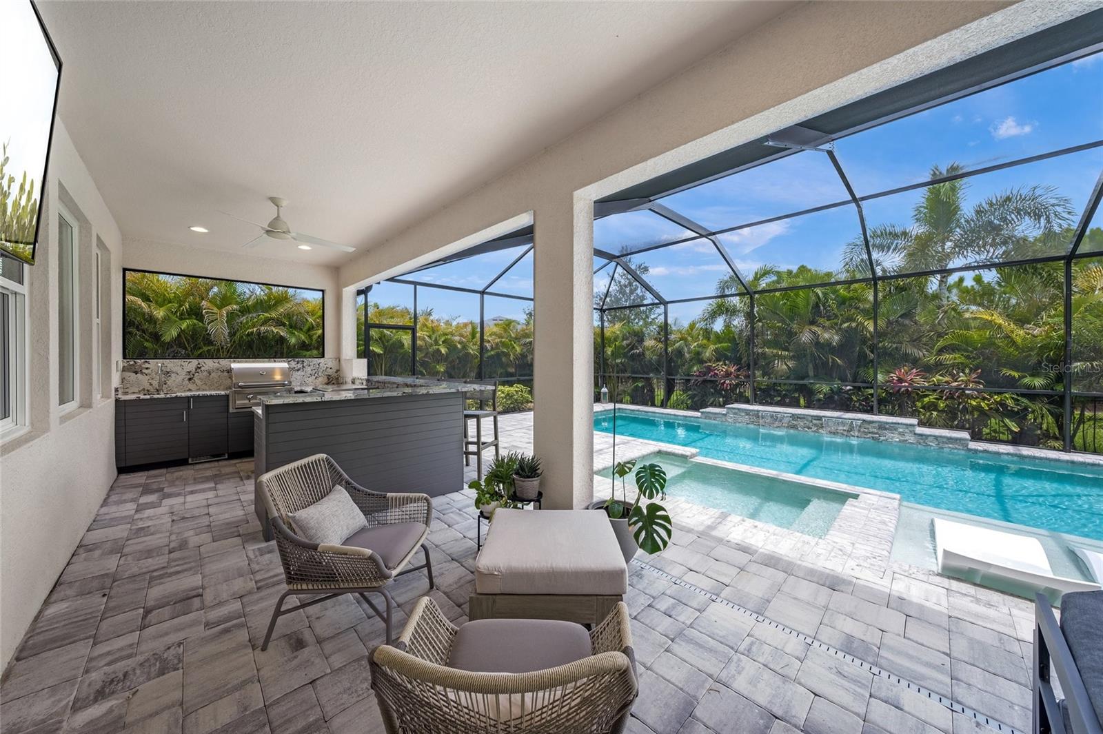 11422 APPLE TREE CIR, BRADENTON, FL, 34211