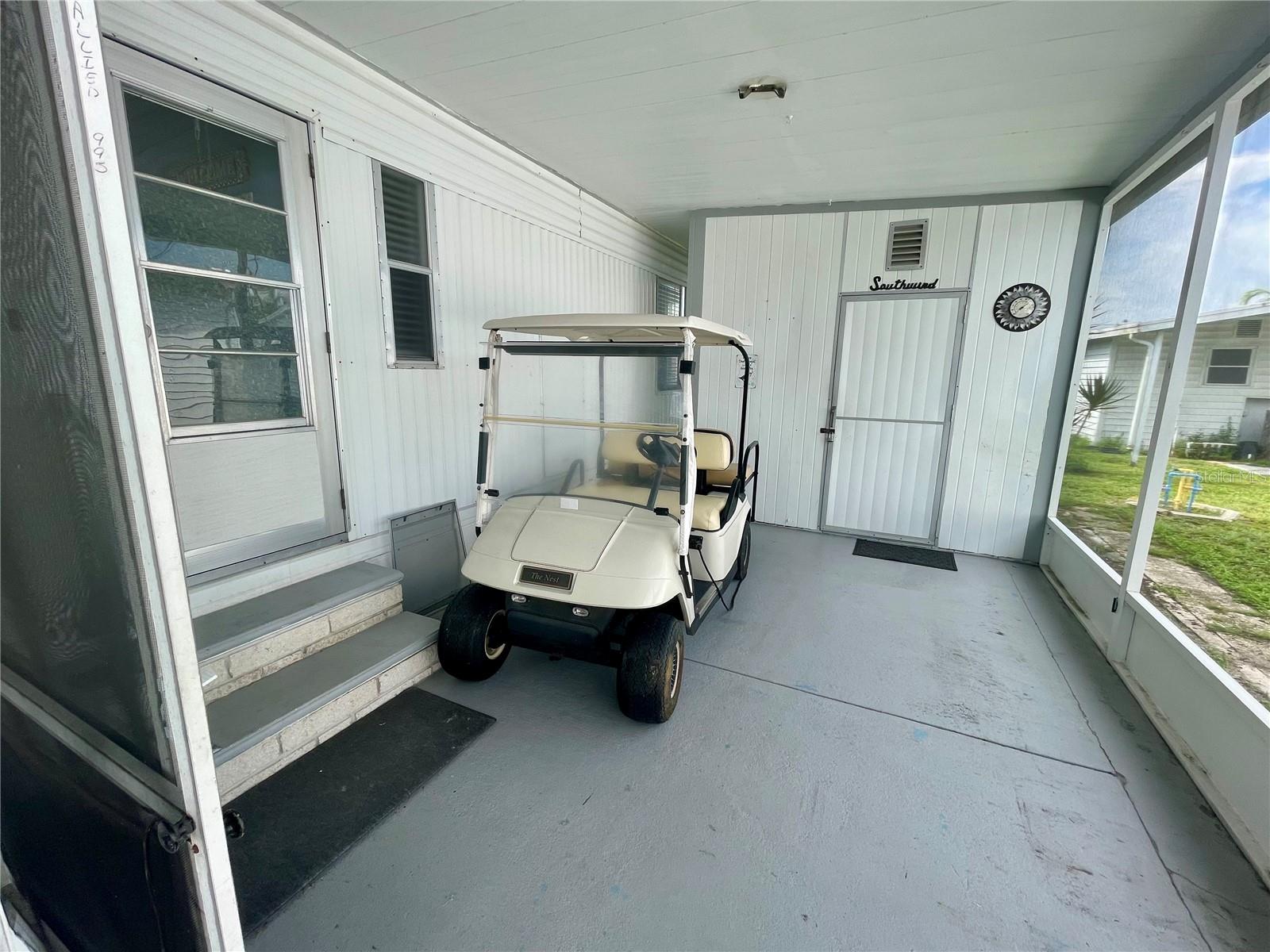 TB8399043 Property Photo