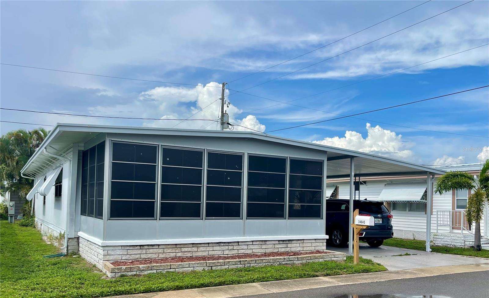 TB8399043 Property Photo