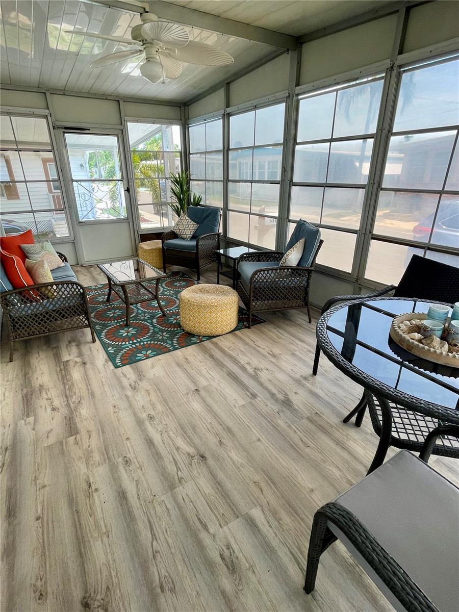 TB8399043 Property Photo