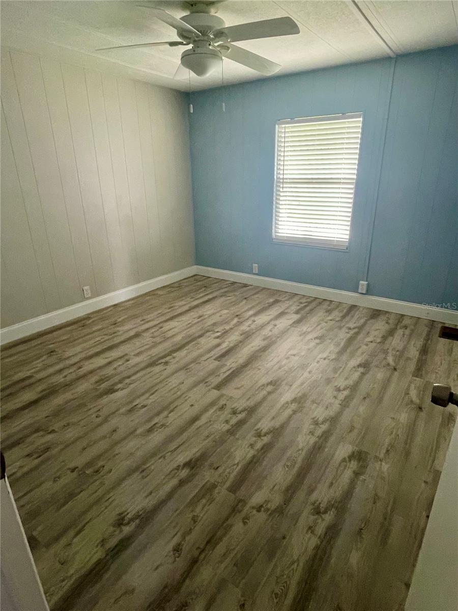 TB8399043 Property Photo