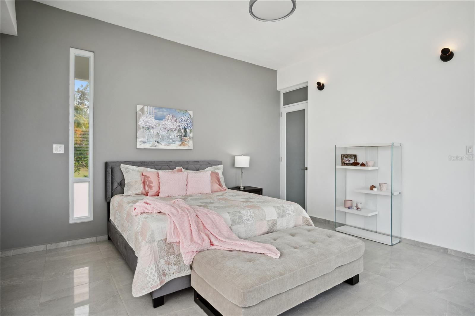 PR9114395 Property Photo