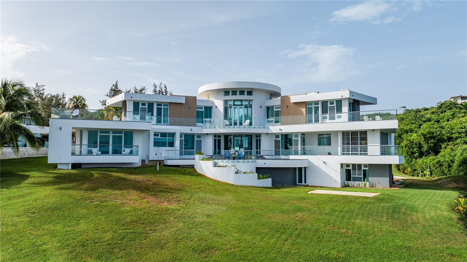 PR9114395 Property Photo