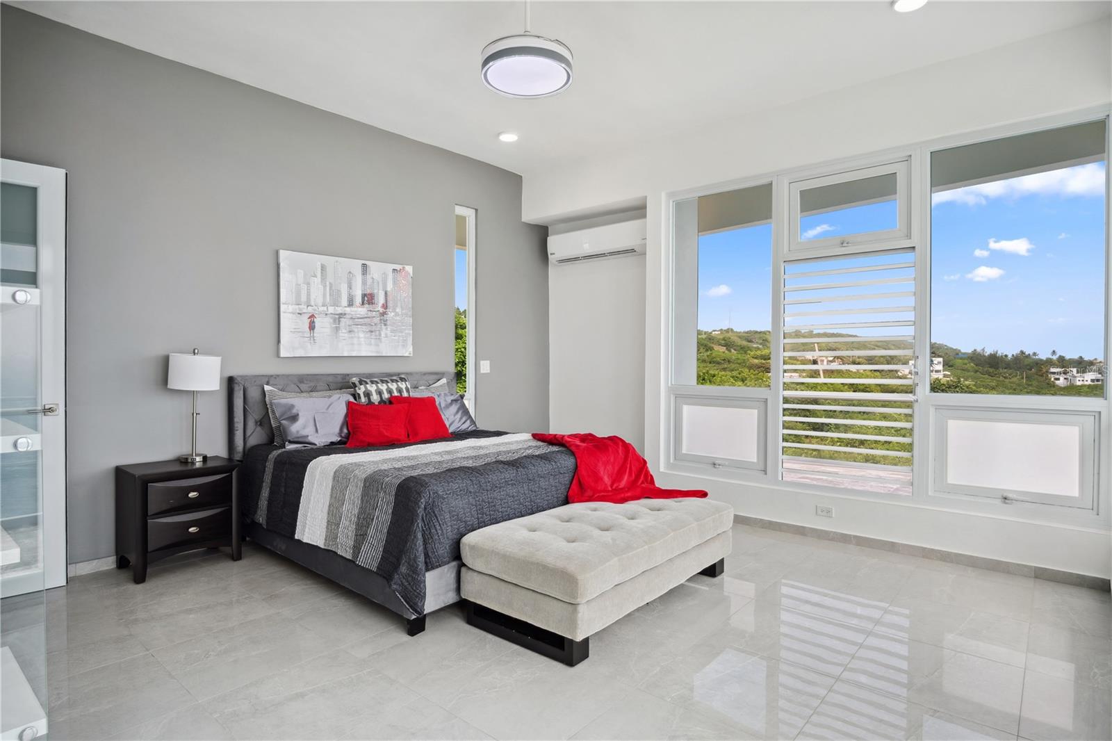 PR9114395 Property Photo