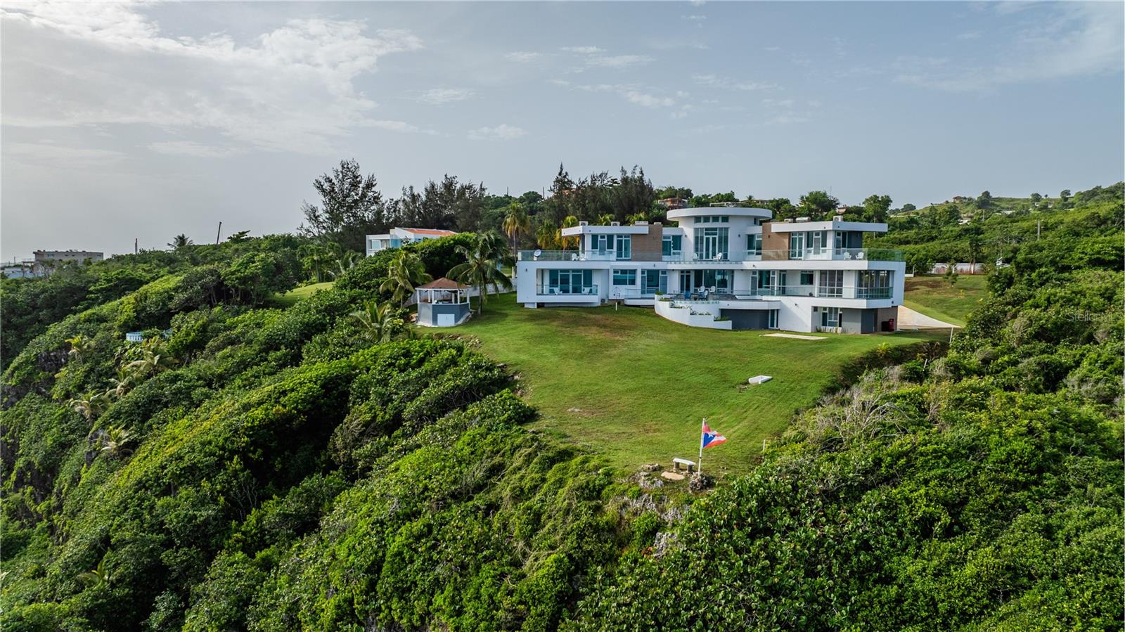 PR9114395 Property Photo