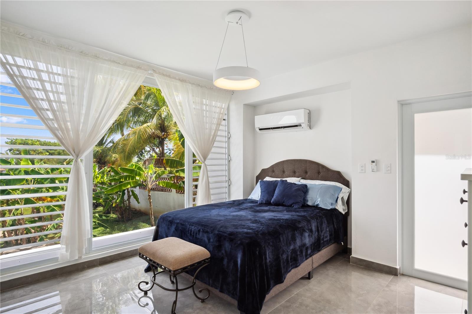 PR9114395 Property Photo