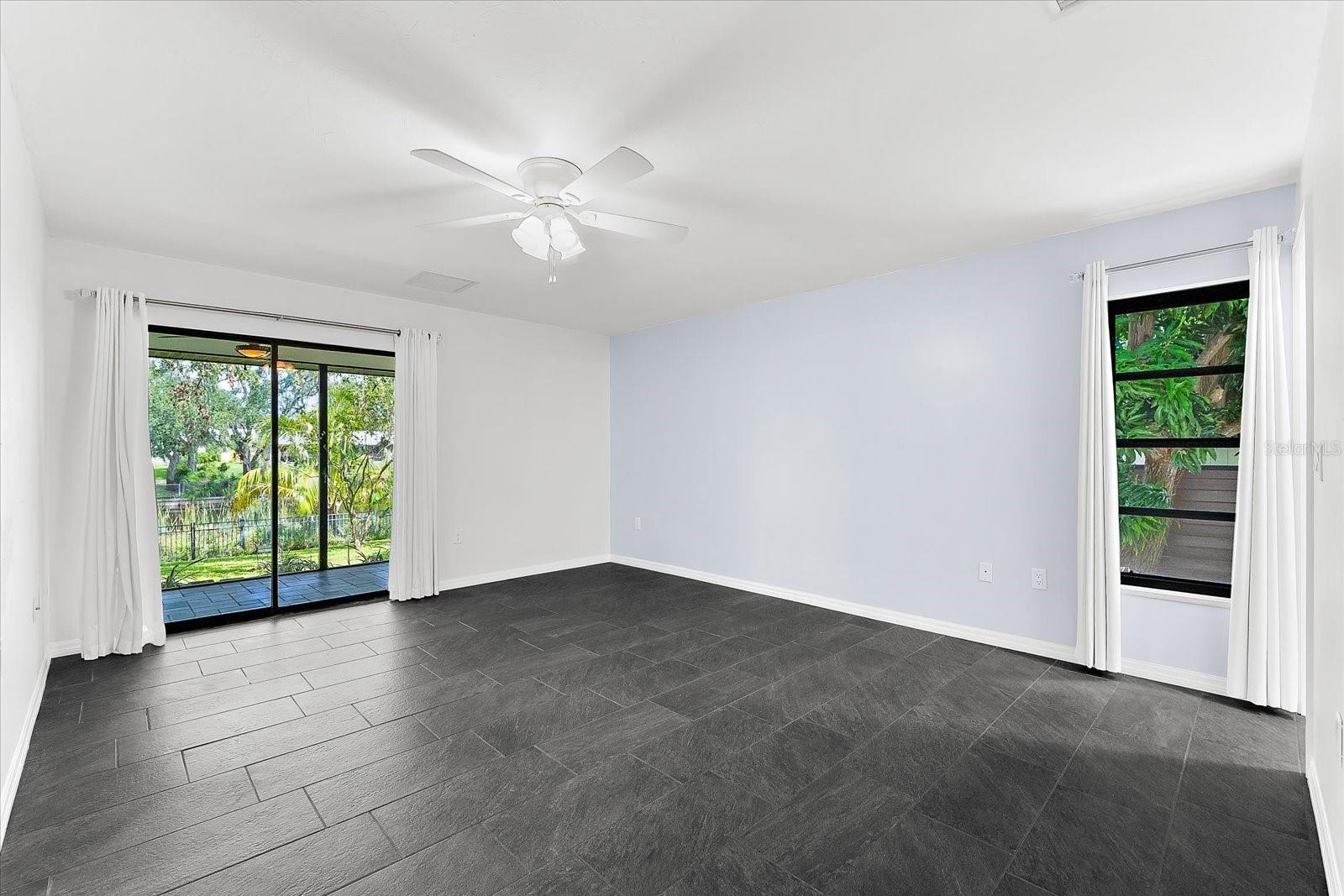 A4656554 Property Photo