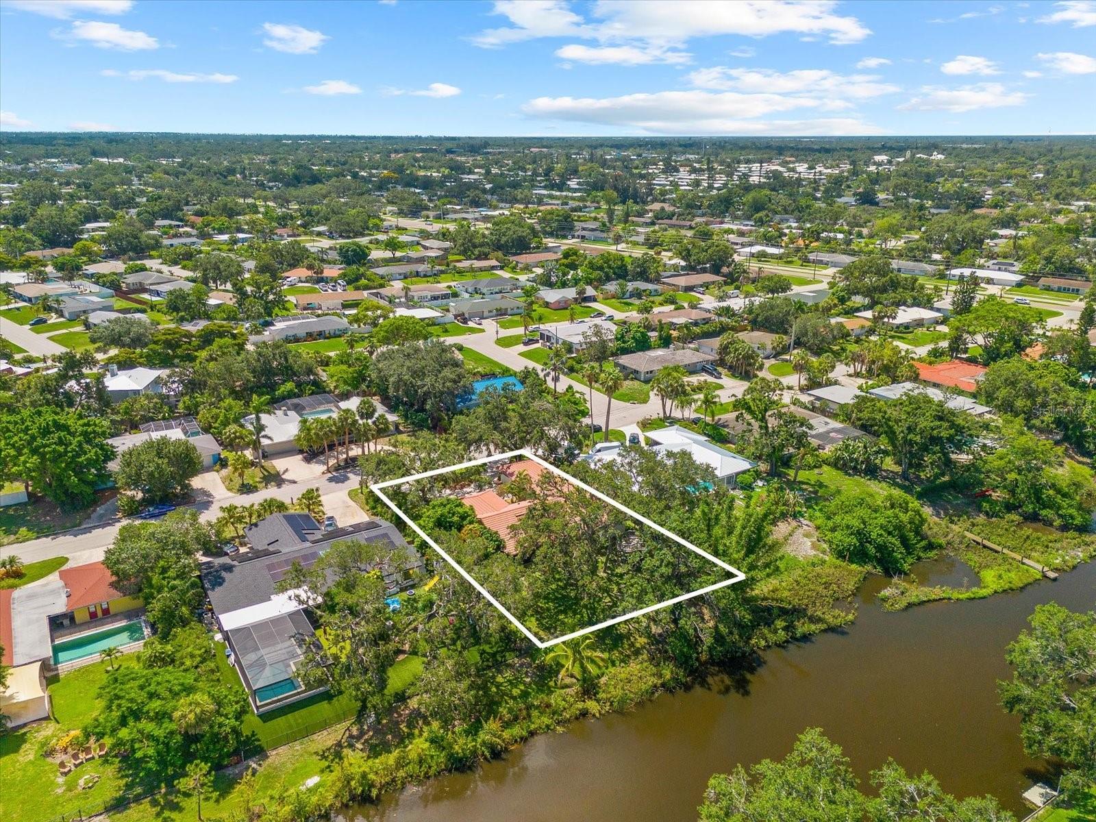 A4656554 Property Photo