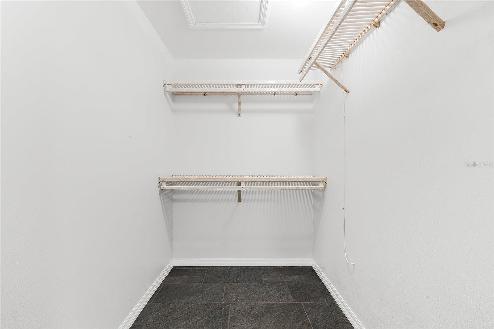 A4656554 Property Photo