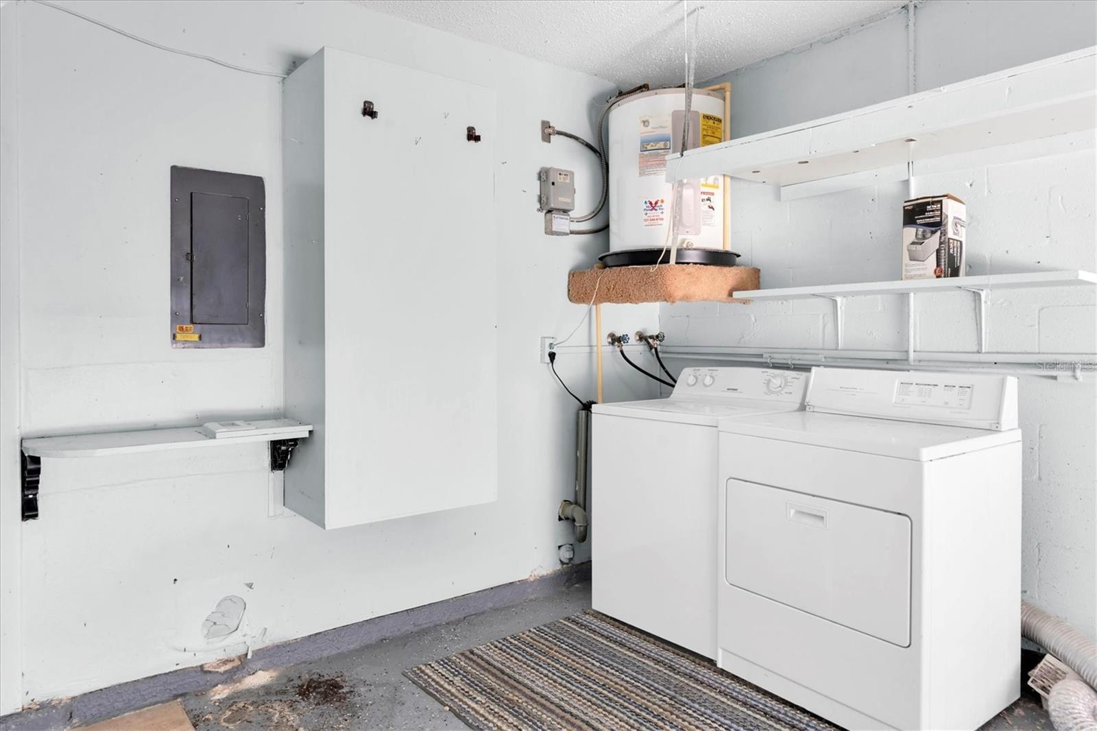 TB8399055 Property Photo