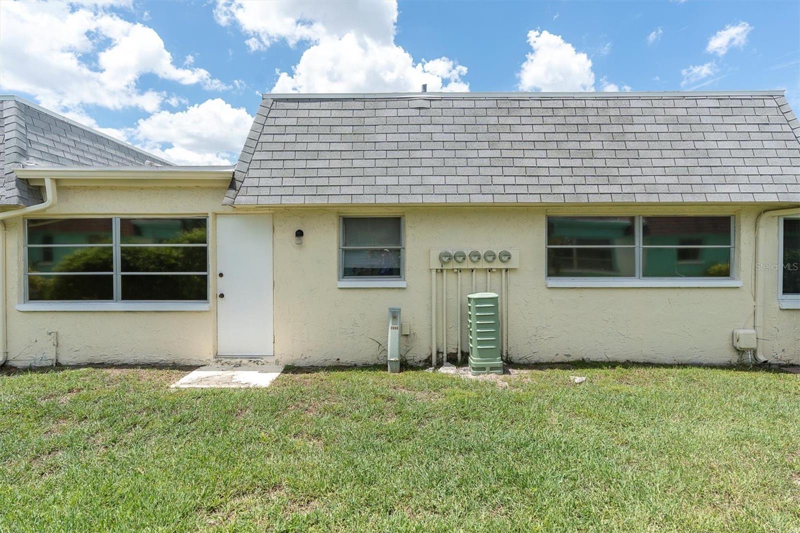 TB8399055 Property Photo