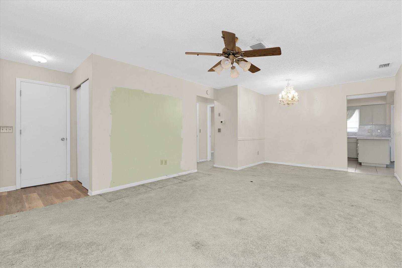 TB8399055 Property Photo