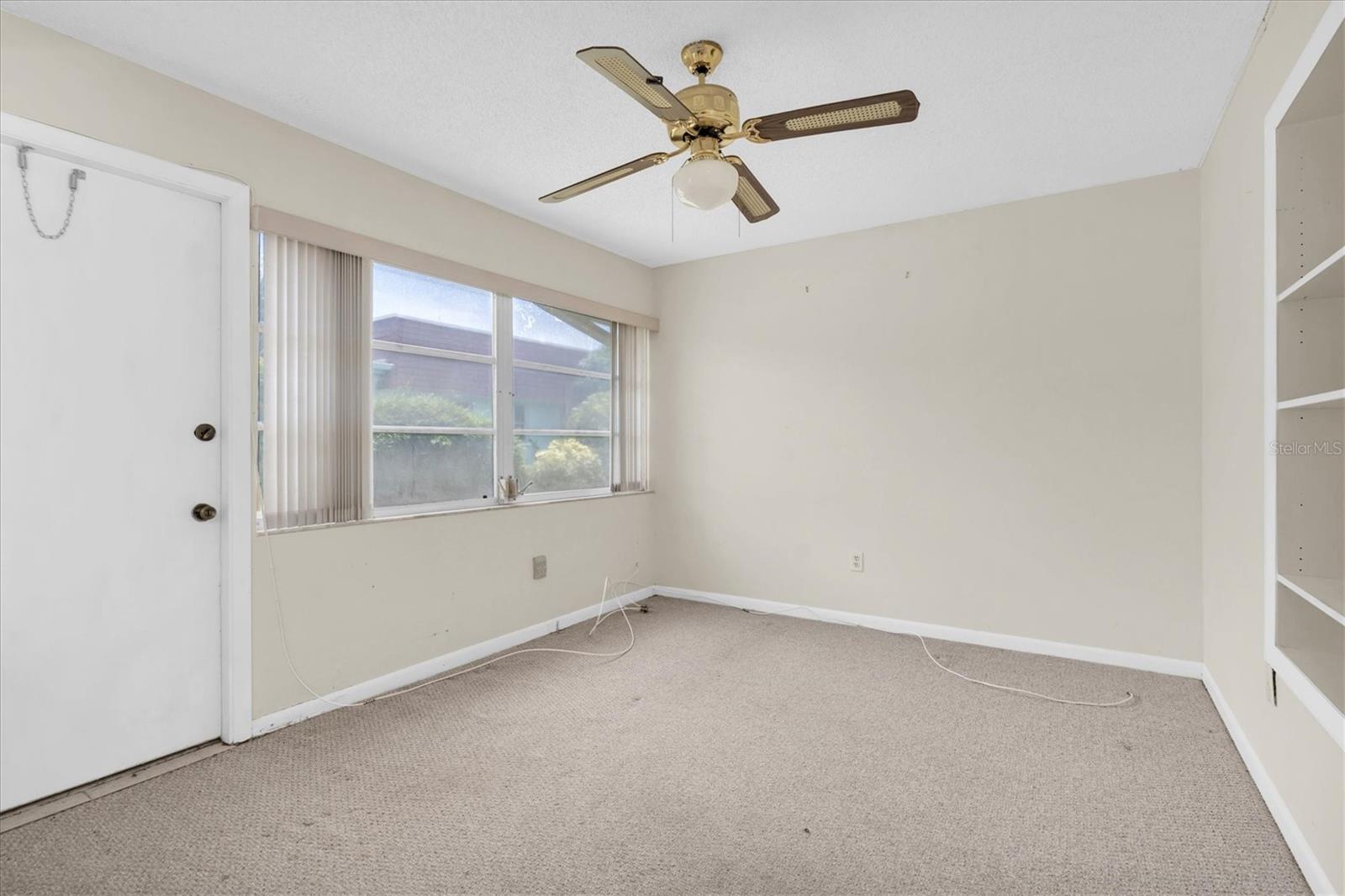 TB8399055 Property Photo