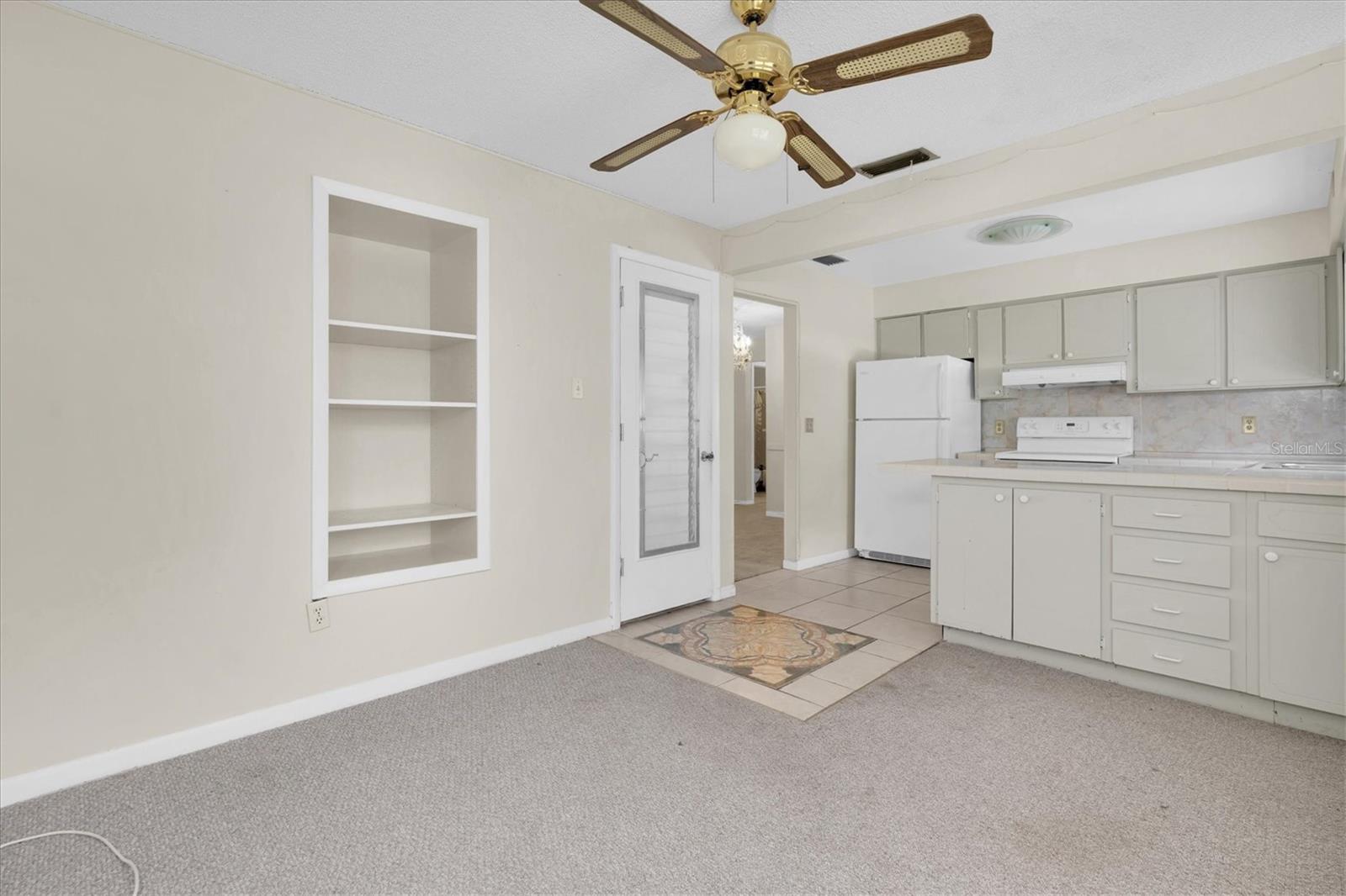 TB8399055 Property Photo