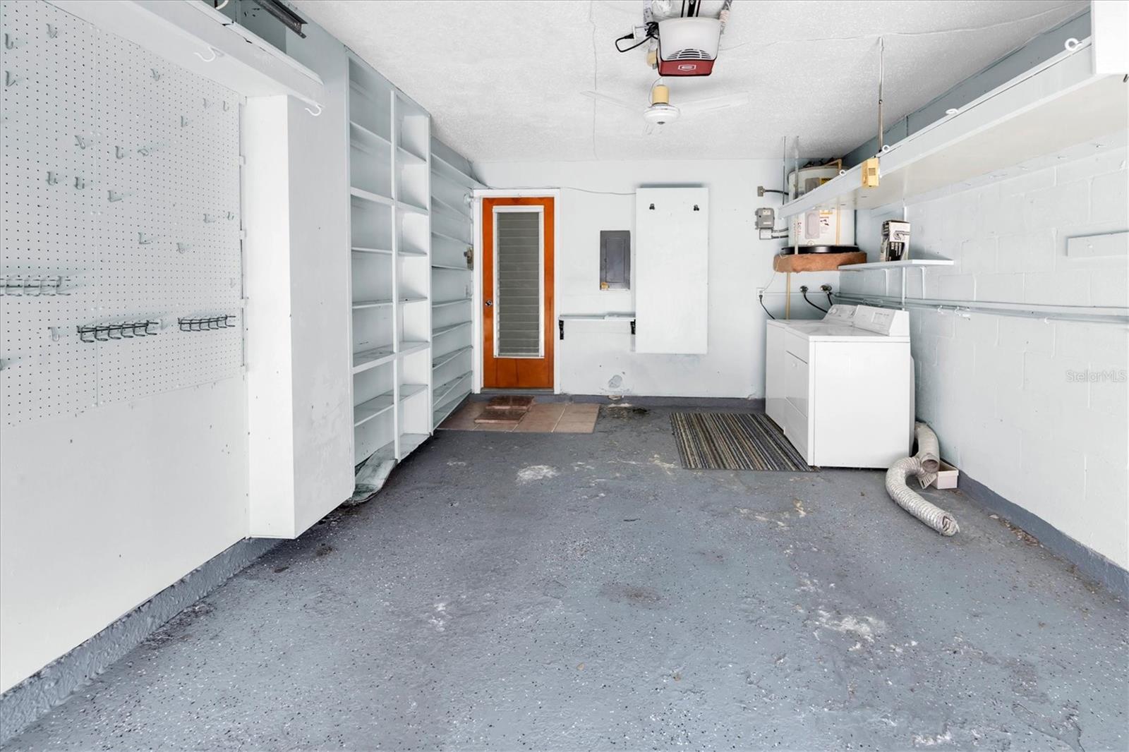 TB8399055 Property Photo