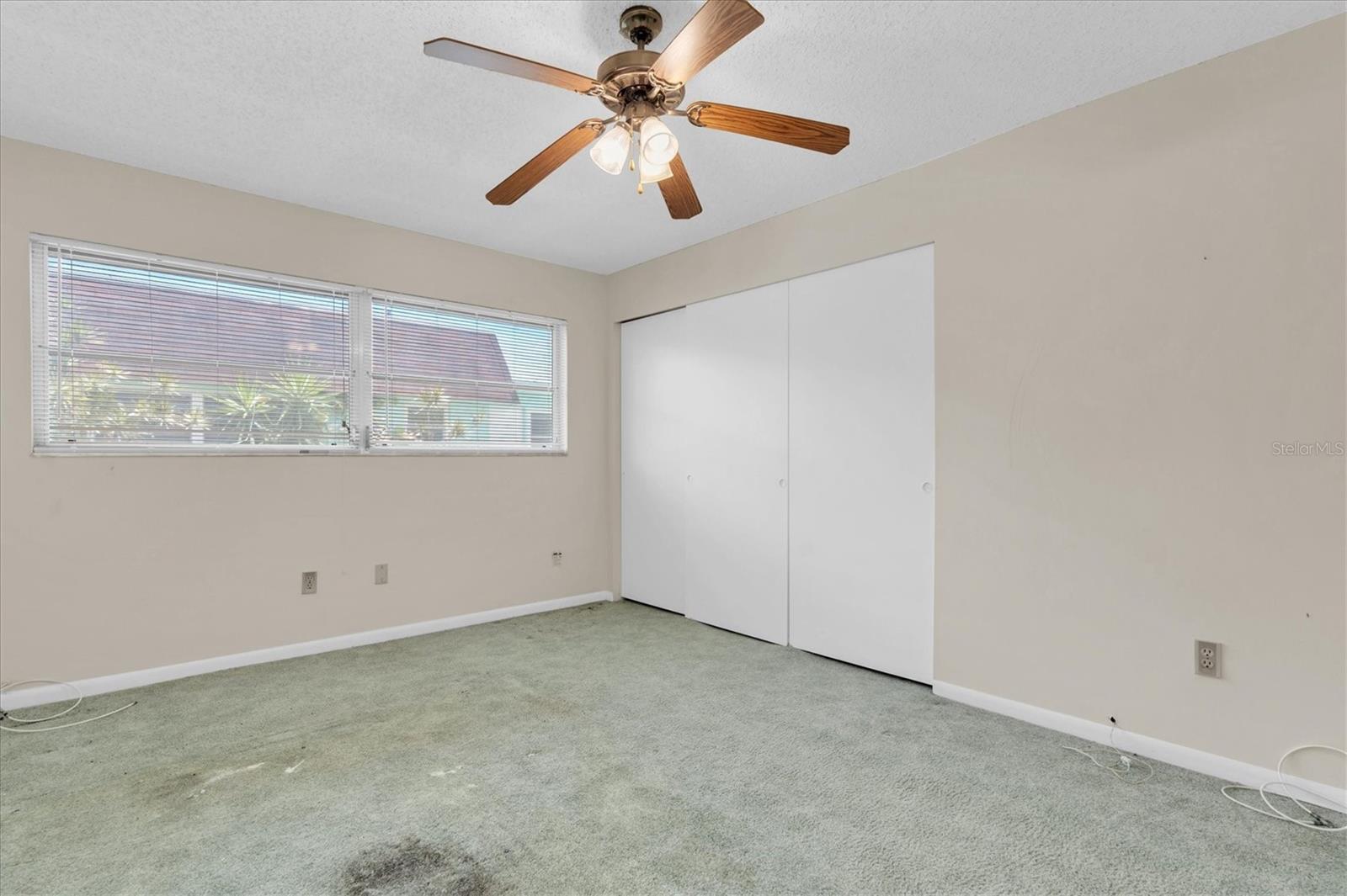 TB8399055 Property Photo