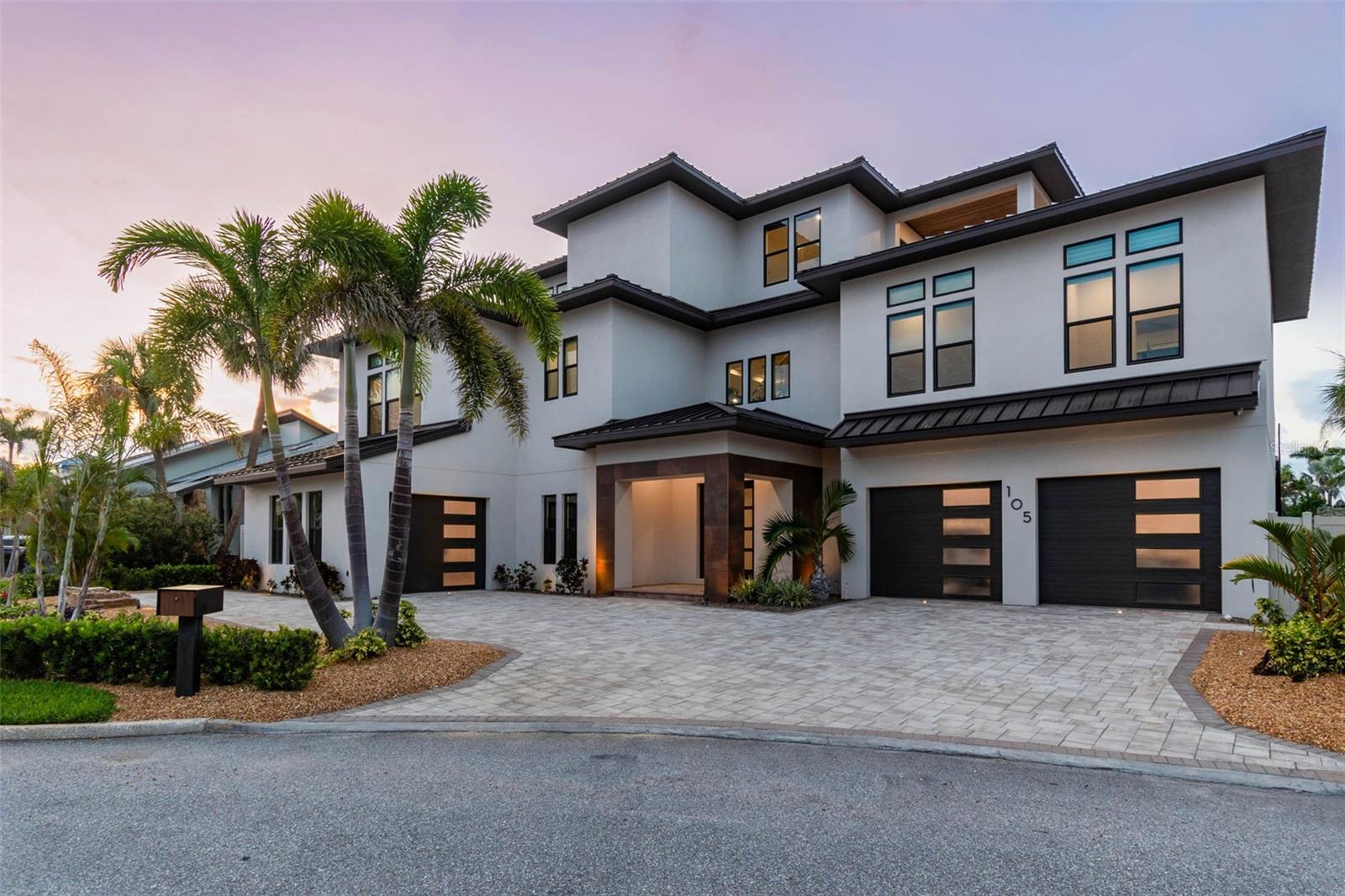 TB8399186 Property Photo