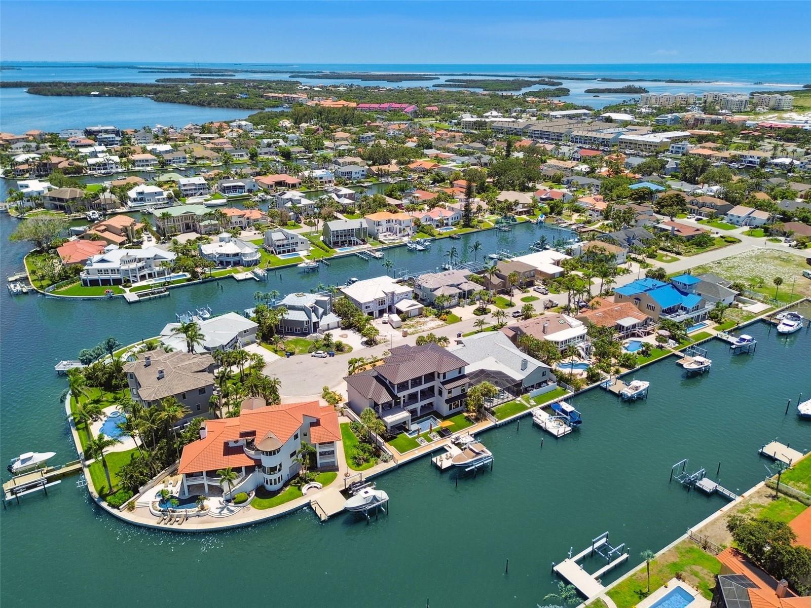 TB8399186 Property Photo