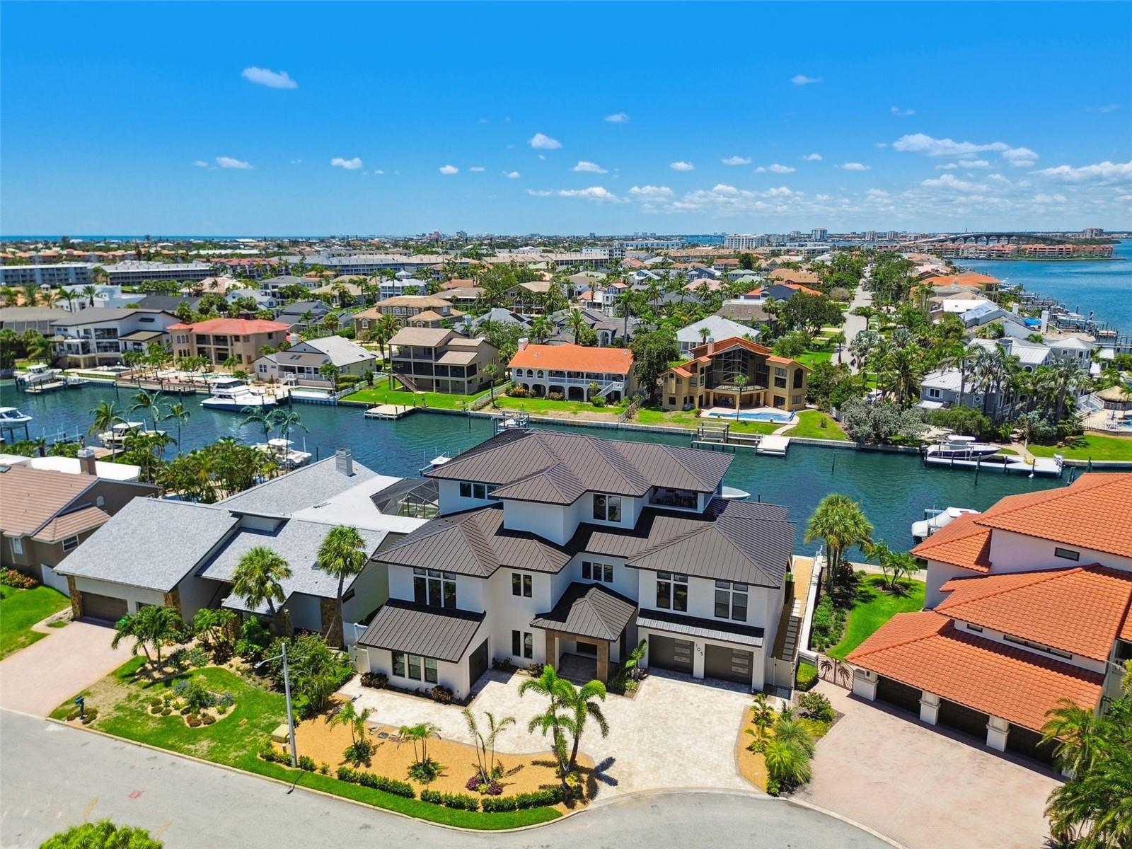 TB8399186 Property Photo