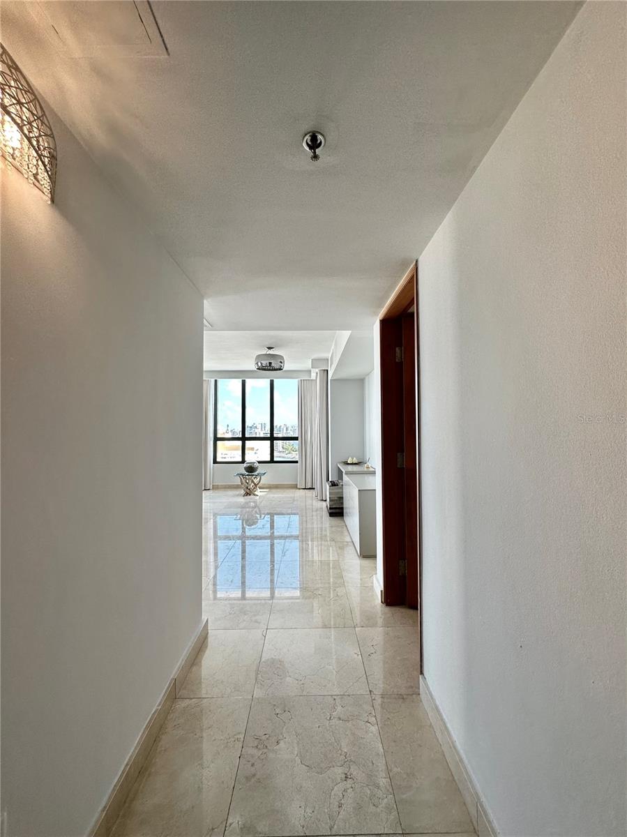 PR9114406 Property Photo