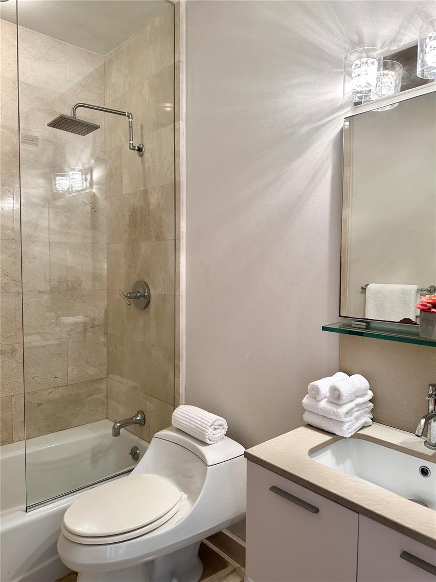 PR9114406 Property Photo