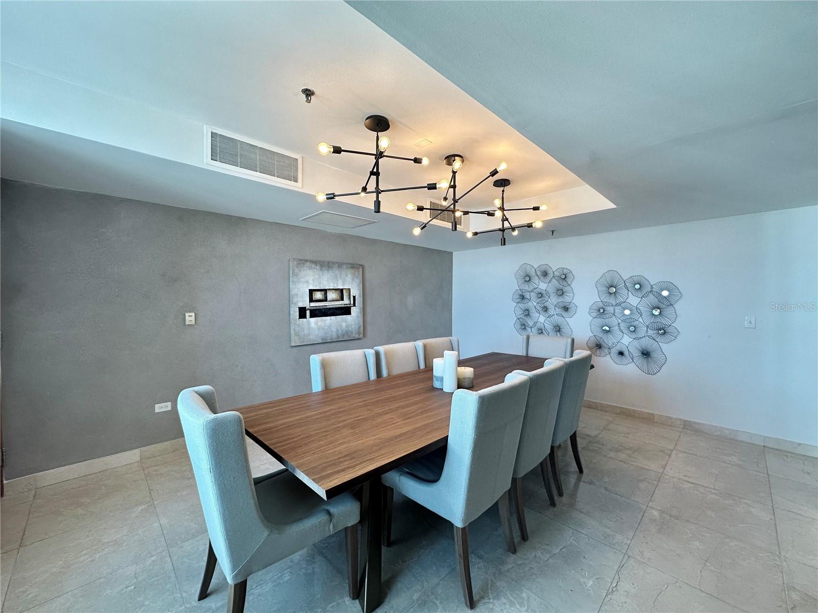 PR9114406 Property Photo