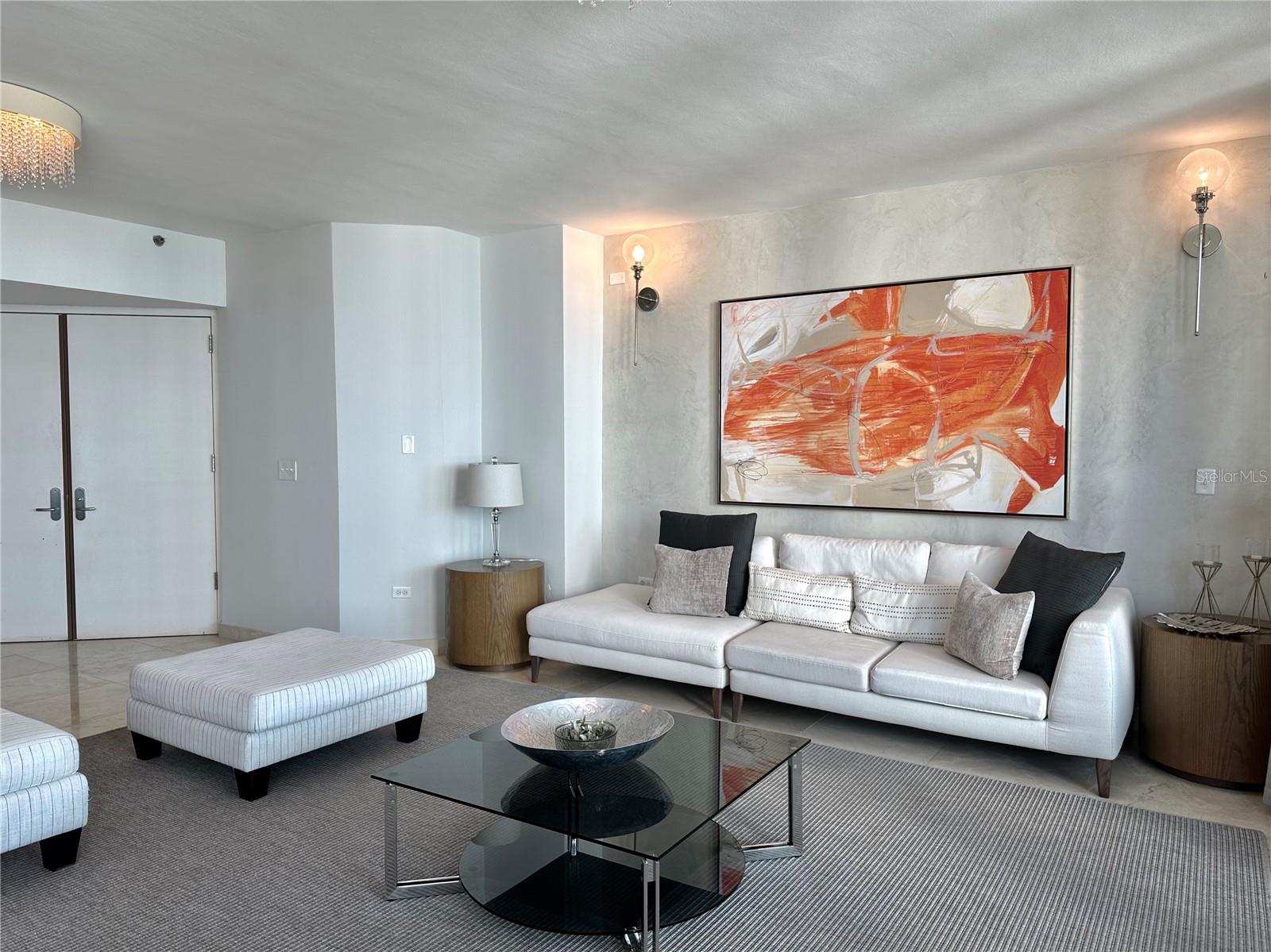 PR9114406 Property Photo