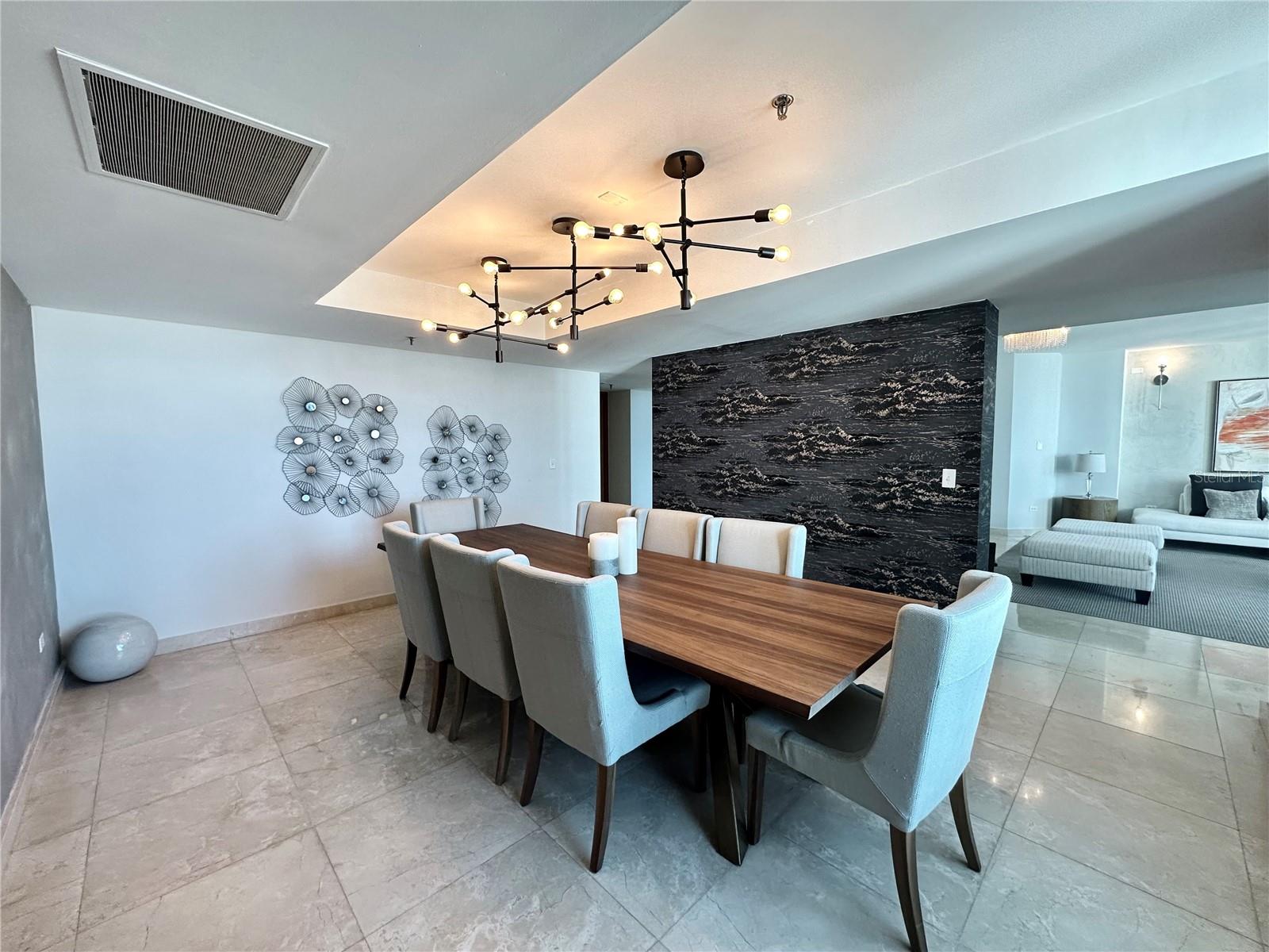 PR9114406 Property Photo