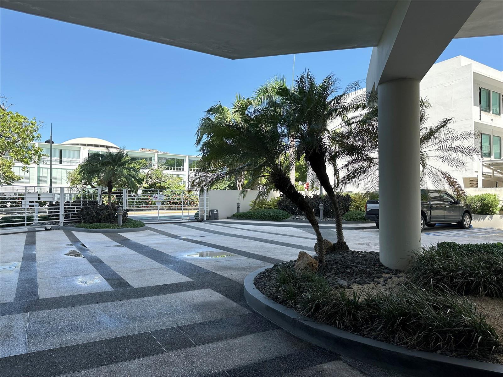 PR9114406 Property Photo