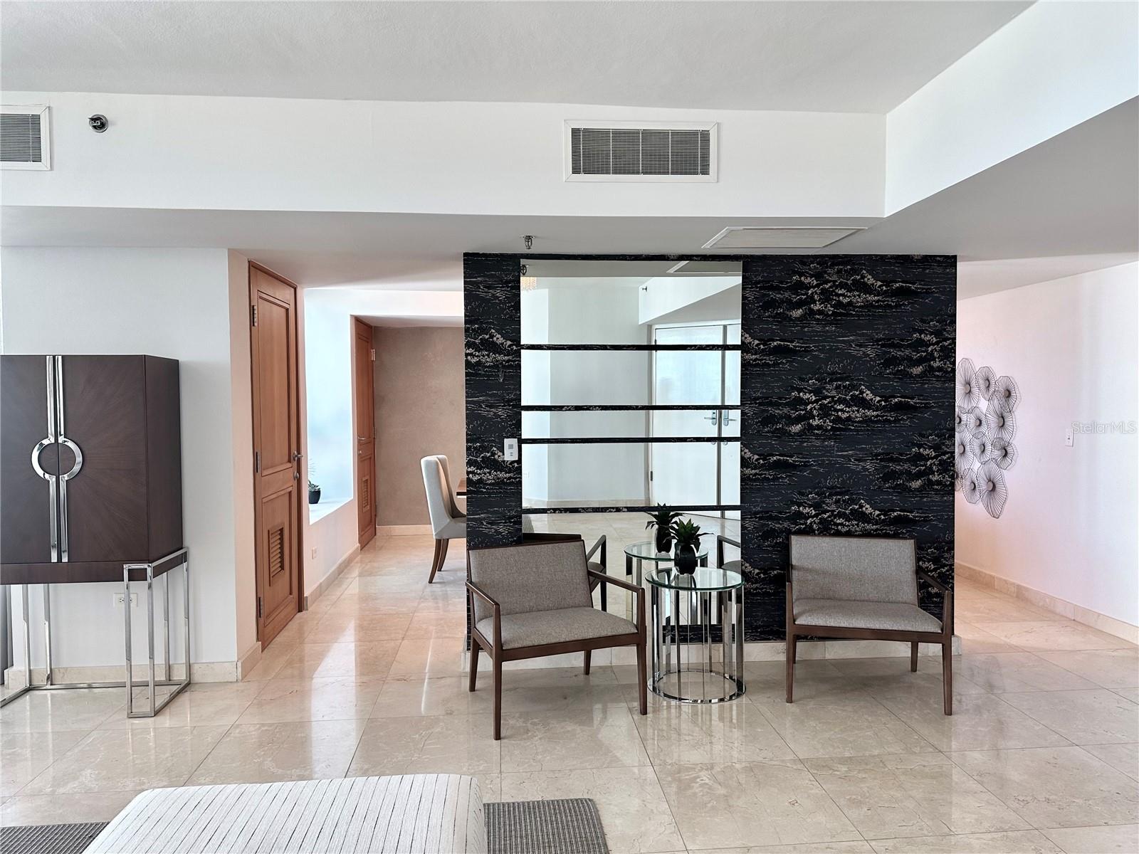 PR9114406 Property Photo