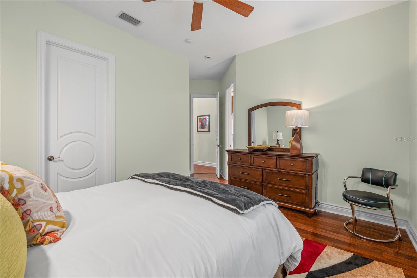 A4656620 Property Photo