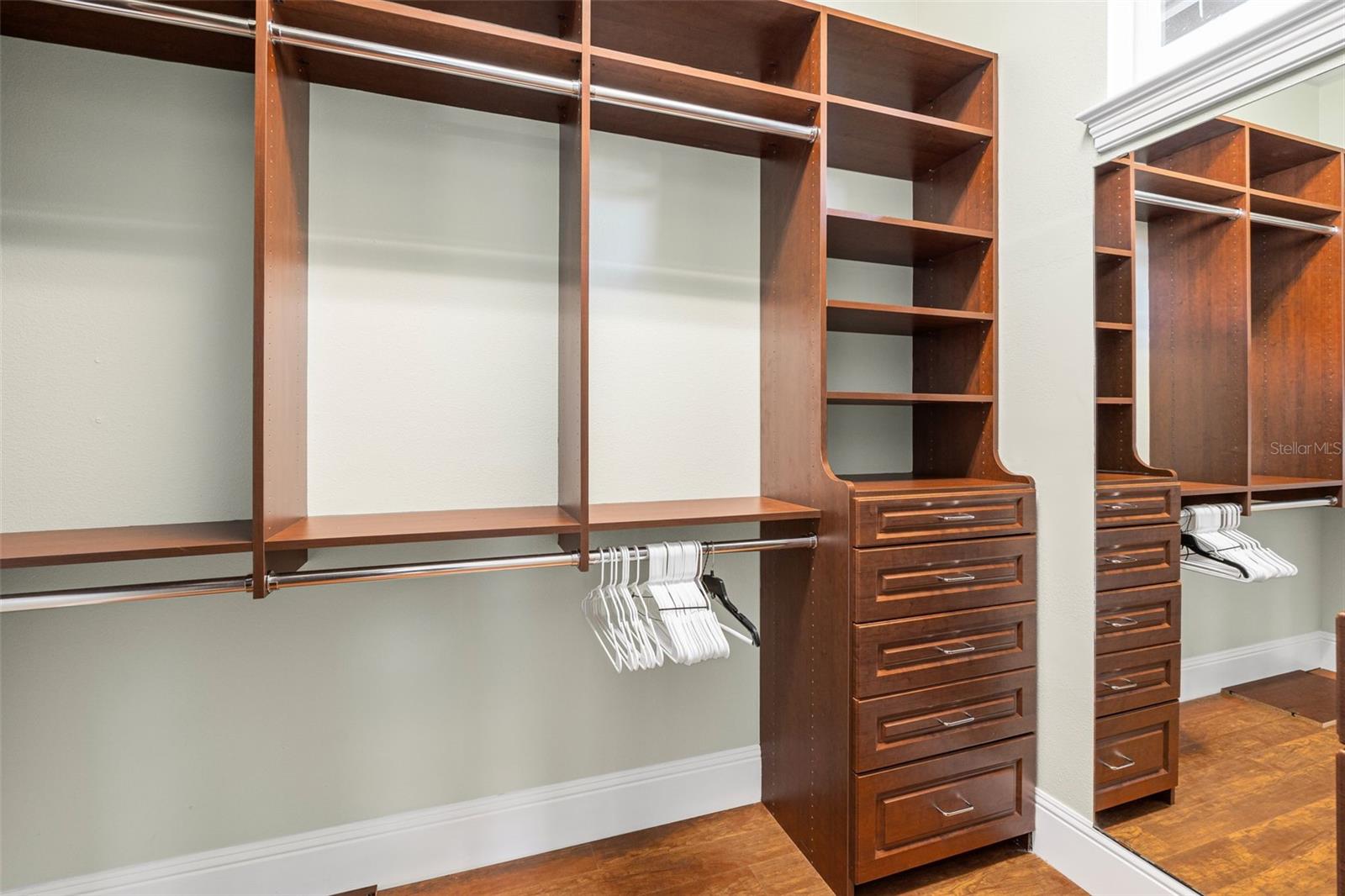 A4656620 Property Photo