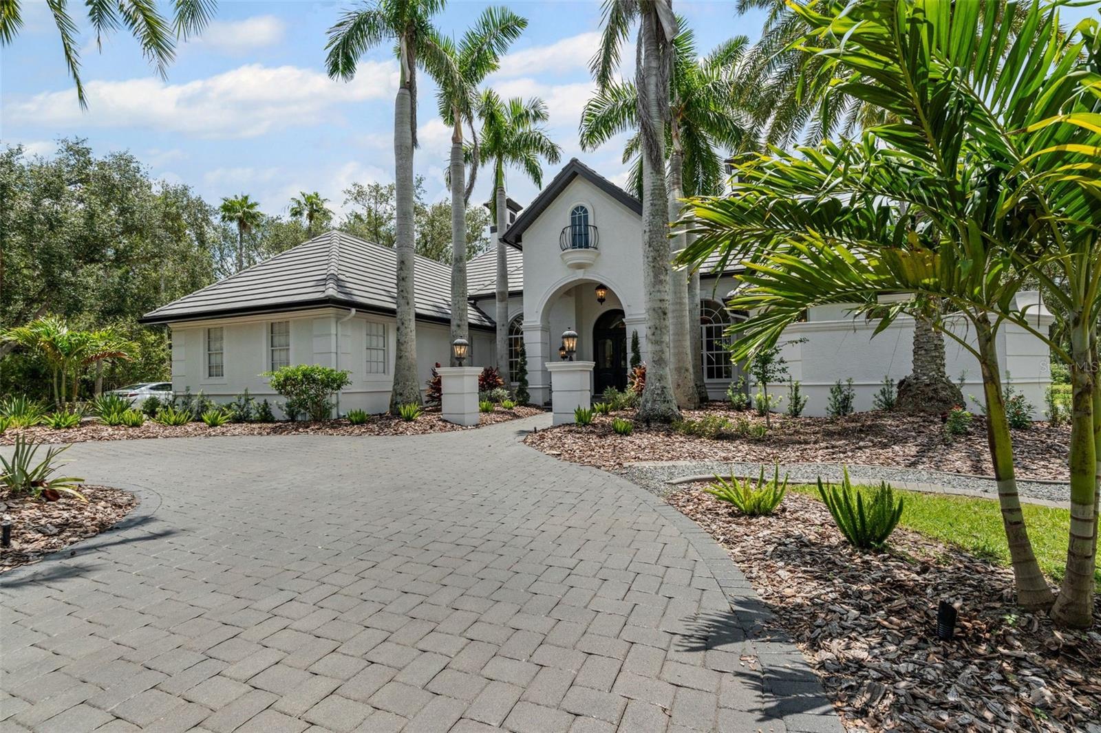 A4656620 Property Photo