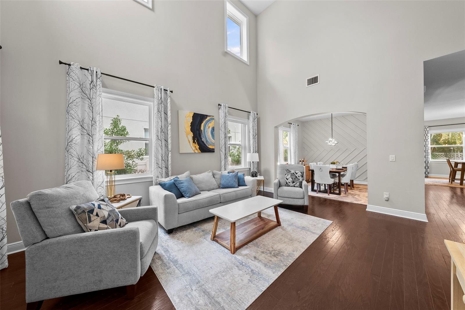 4615 W EL PRADO BLVD, TAMPA, FL, 33629