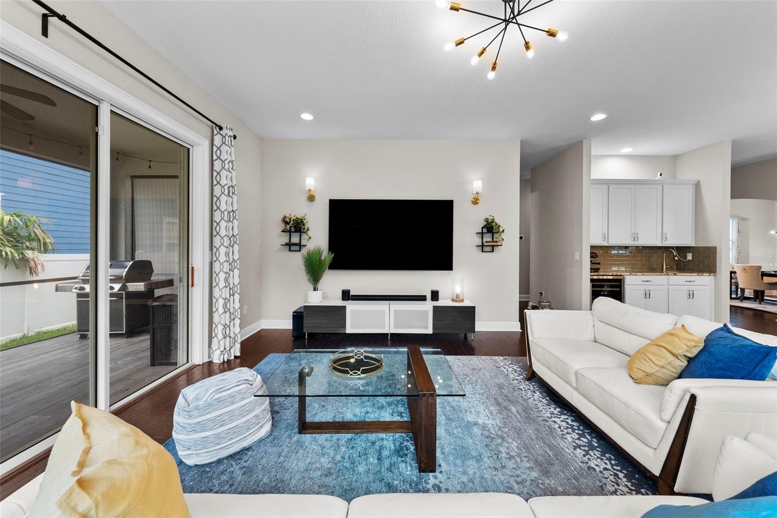 4615 W EL PRADO BLVD, TAMPA, FL, 33629