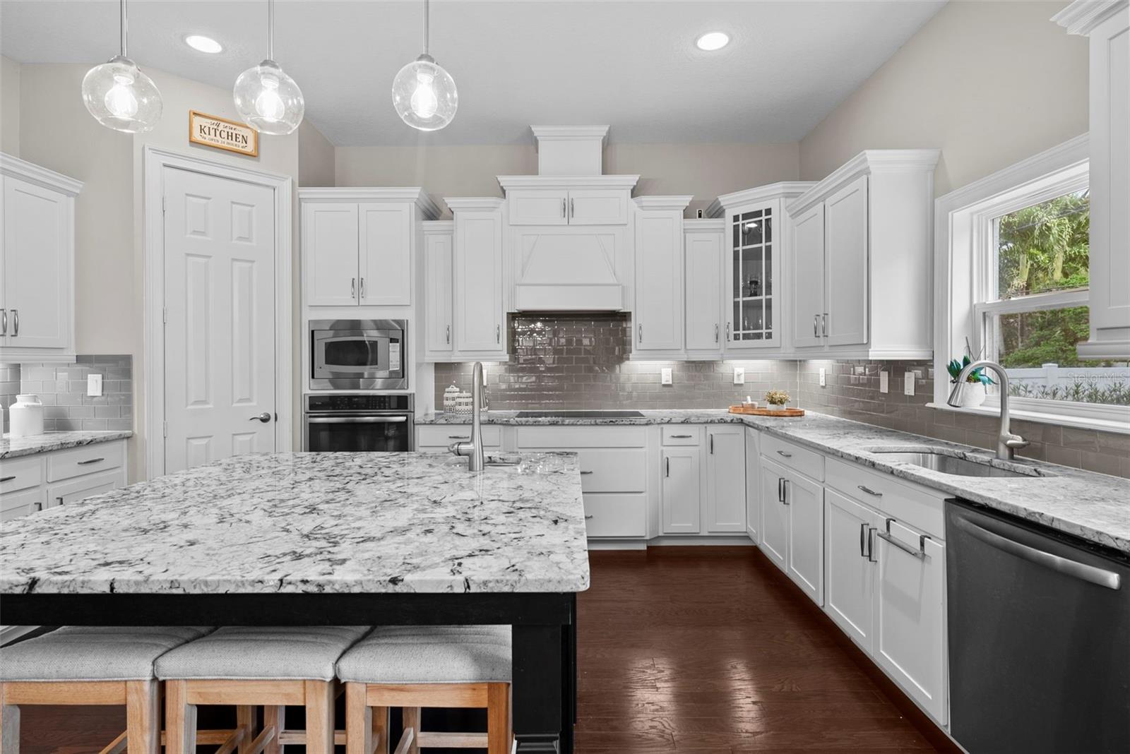 4615 W EL PRADO BLVD, TAMPA, FL, 33629