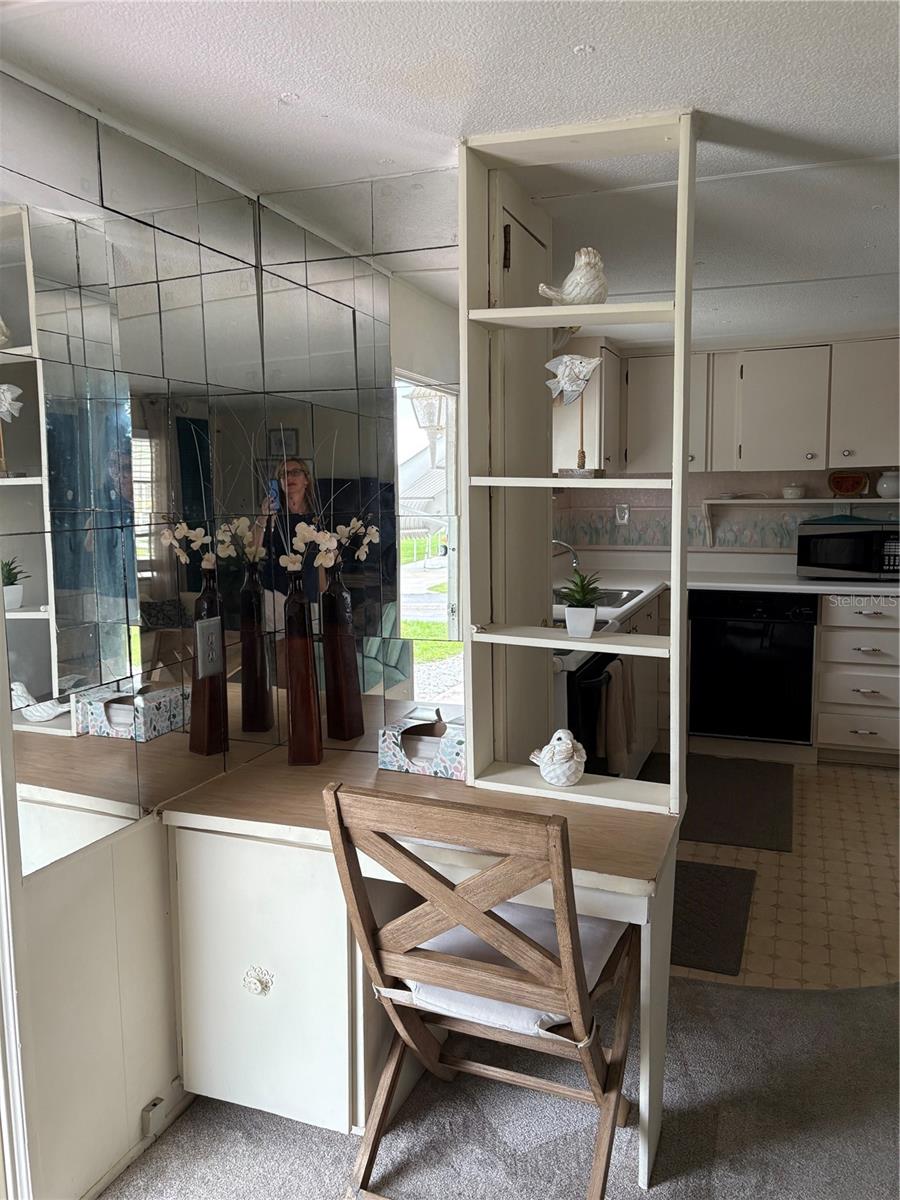 V4943393 Property Photo