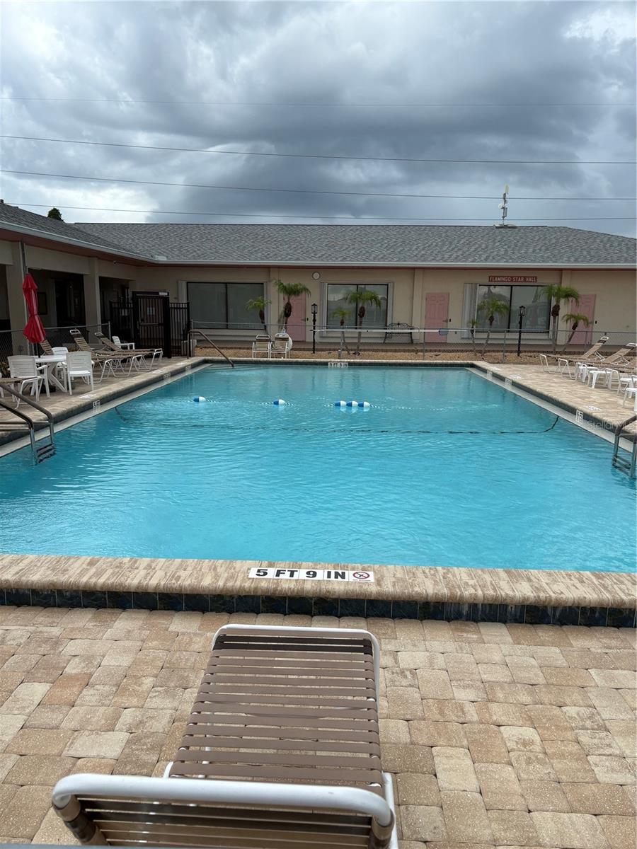 V4943393 Property Photo