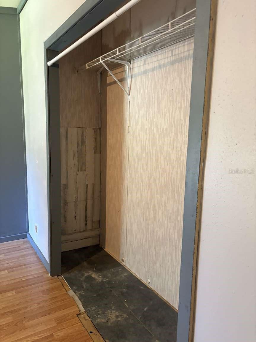 TB8399466 Property Photo