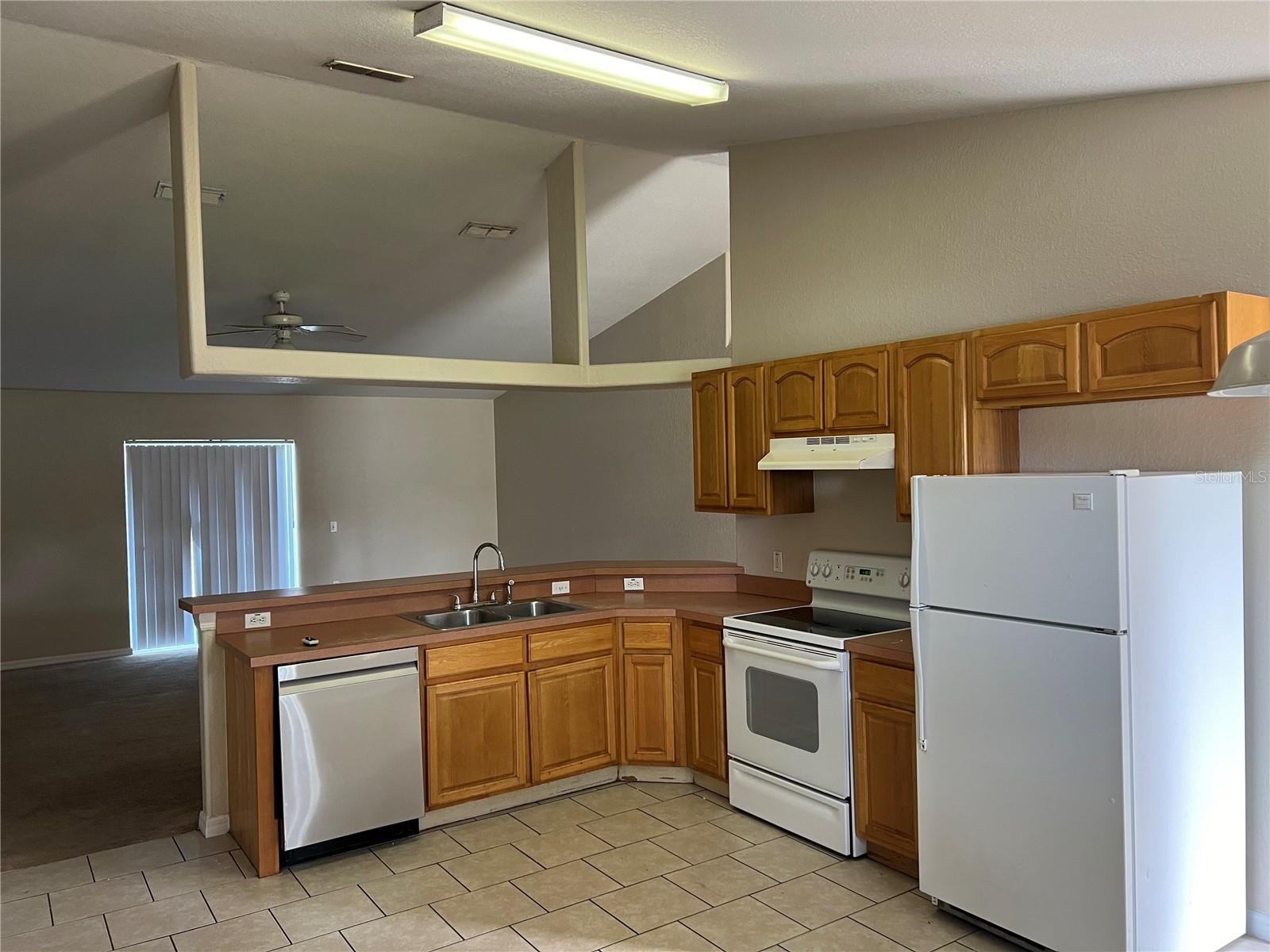 138 INCONNU CT, KISSIMMEE, FL, 34759